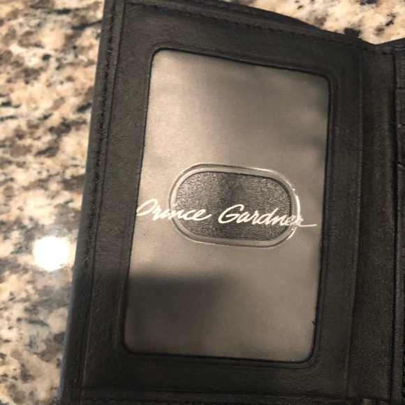 Wallet - Picture 2 of 8